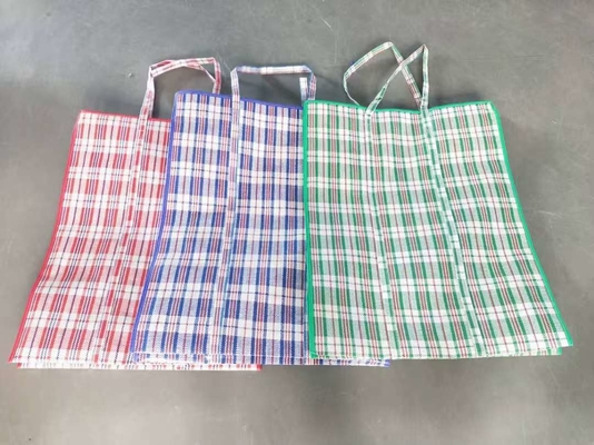 Custom CMYK Pantone Color PP Check Bag with Adjustable Strap