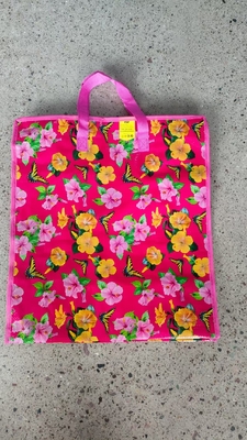 Reusable Foldable Non Woven Bag with Zipper Closure Durable and Eco-Friendly